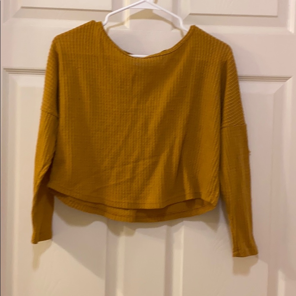 Cropped long sleeve